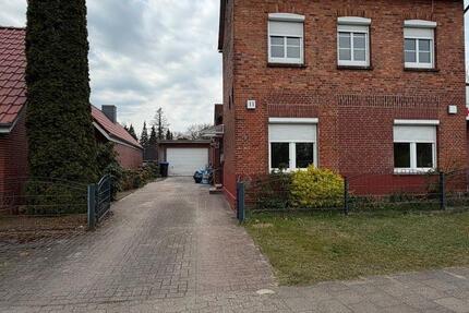Haus Horneburg - 4 Zimmer, 115 m&sup2;, 1.550&euro; | Angebot:26197213