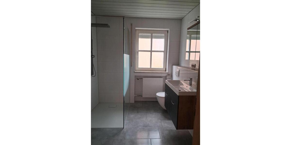 Hochparterre Hofheim in Unterfranken - 3 Zimmer, 70 m&sup2;, 850&euro; | Angebot:26592601