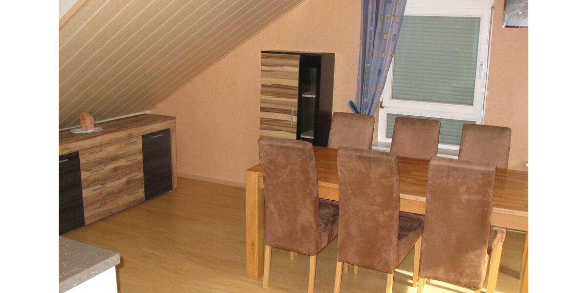 Dachgeschoßwohnung Frammersbach - 3 Zimmer, 35 m&sup2;, 450&euro; | Angebot:26591659