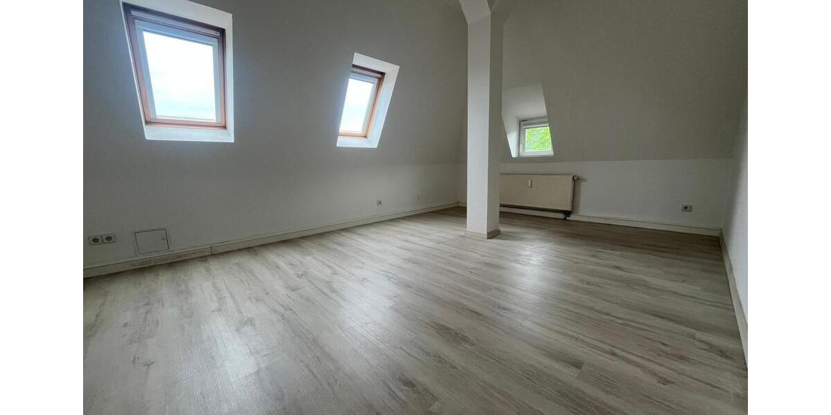 Etagenwohnung Frankfurt (Oder) - 3 Zimmer, 73 m&sup2;, 871&euro; | Angebot:25323137