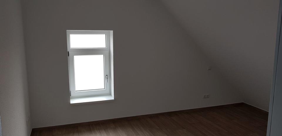 Dachgeschoßwohnung Zörbig - 2 Zimmer, 60 m&sup2;, 475&euro; | Angebot:26703979