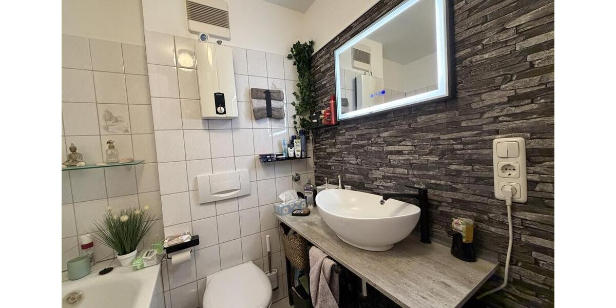 Dachgeschoßwohnung Mönchengladbach - 2 Zimmer, 60 m&sup2;, 540&euro; | Angebot:26211951