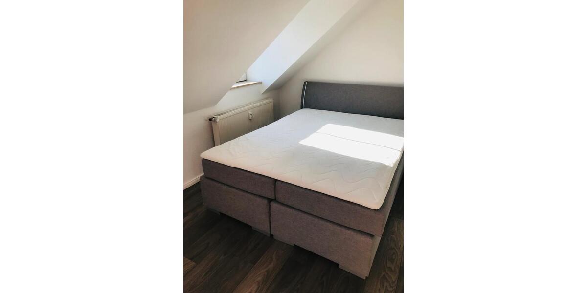 Dachgeschoßwohnung Gelsenkirchen Gelsenkirchen-West - 1 Zimmer, 14 m&sup2;, 425&euro; | Angebot:26522745