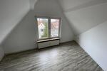 Dachgeschoßwohnung Nordenham - 3 Zimmer, 63 m&sup2;, 450&euro; | Angebot:24983534