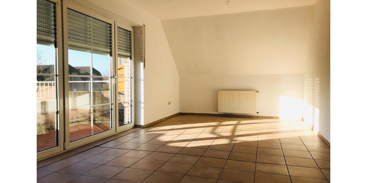 Dachgeschoßwohnung Dömitz - 3 Zimmer, 79 m&sup2;, 480&euro; | Angebot:25893430