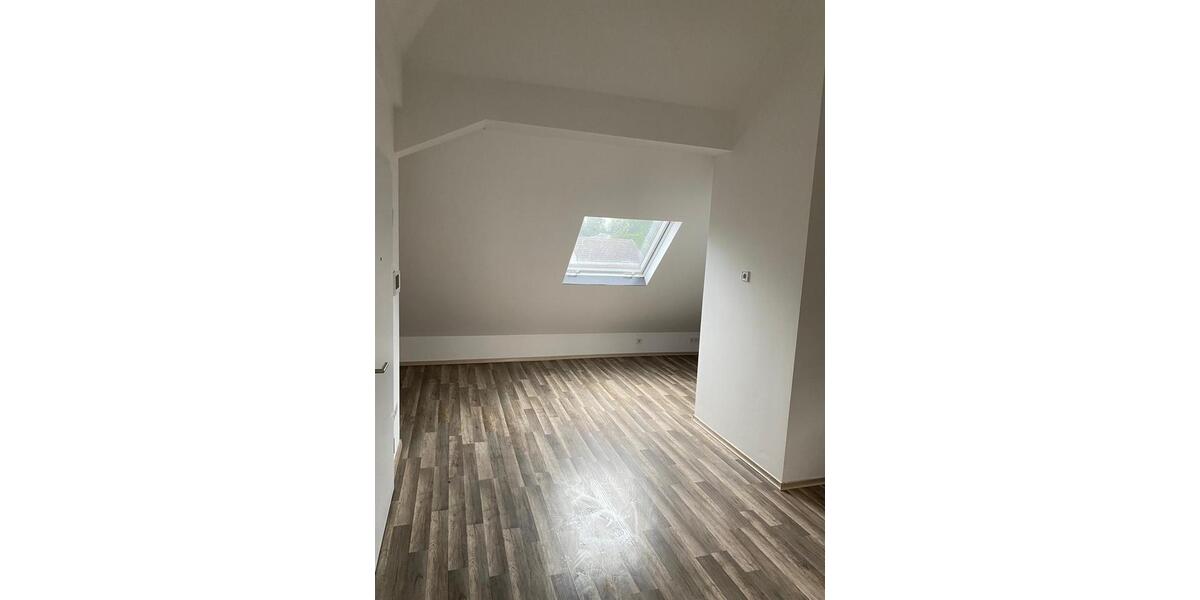 Dachgeschoßwohnung Westerkappeln - 1 Zimmer, 52 m&sup2;, 700&euro; | Angebot:26253459