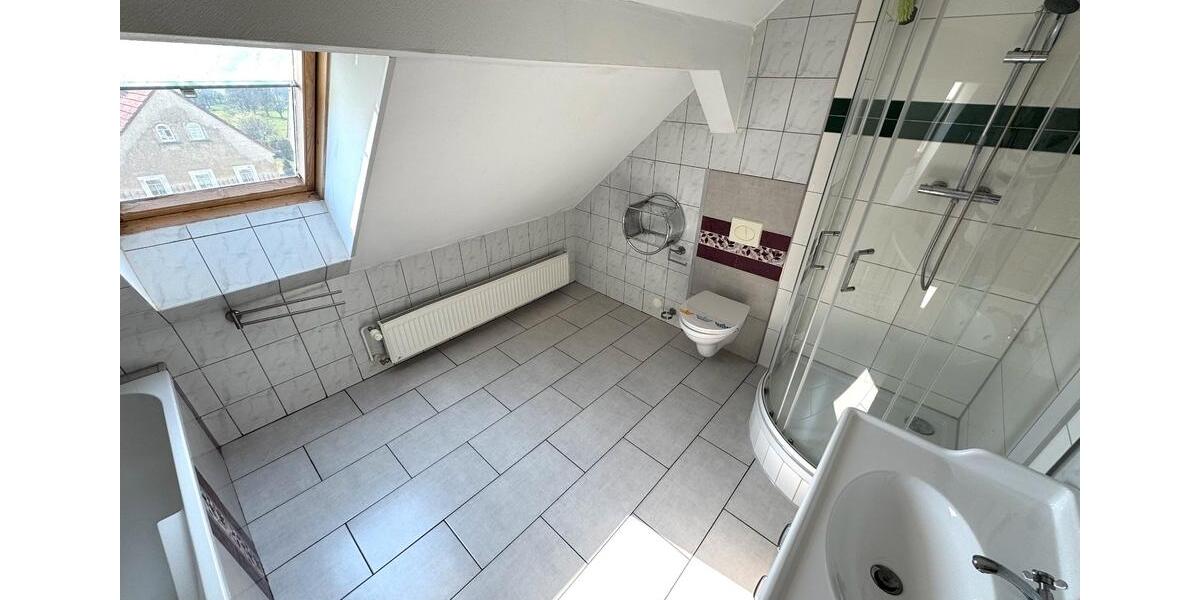 Dachgeschoßwohnung Coswig - 2 Zimmer, 77 m&sup2;, 750&euro; | Angebot:26044957