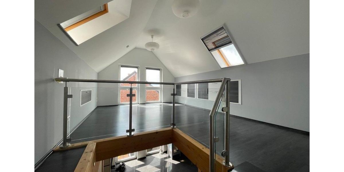 Maisonettenwohnung Rühen - 3.5 Zimmer, 130 m&sup2;, 1.100&euro; | Angebot:24743409