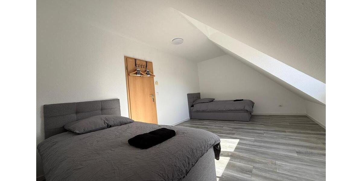 Wohnen auf Zeit Wiesbaden Südost - 5 Zimmer, 155 m&sup2;, 1.100&euro; | Angebot:26044060