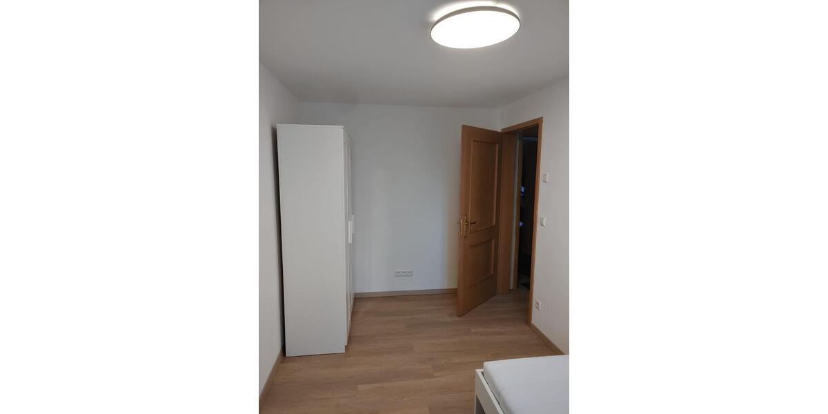 Wohnen auf Zeit Gerlingen - 1 Zimmer, 12 m&sup2;, 750&euro; | Angebot:26696024