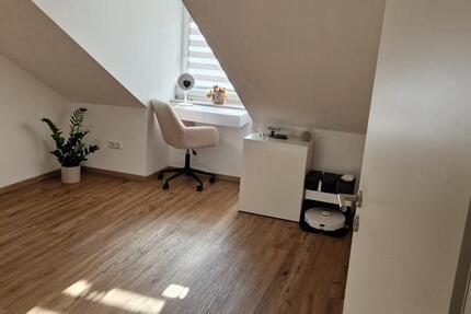 3-Zimmer-Wohnung, 66,5 m², 2. OG, DG, incl. Balkon ab 01.02.2026 3 zimmer