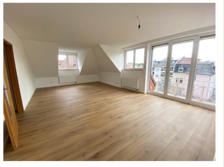 Dachgeschoßwohnung Frankfurt am Main Nord-Ost - 3 Zimmer, 80 m&sup2;, 1.625&euro; | Angebot:25856360