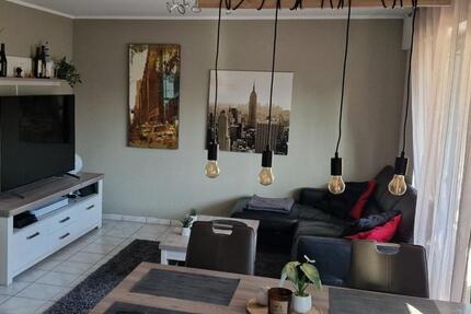 Stilvolle, möblierte 2-Zimmer-Wohnung mit Terrasse in guter Lage 2 zimmer