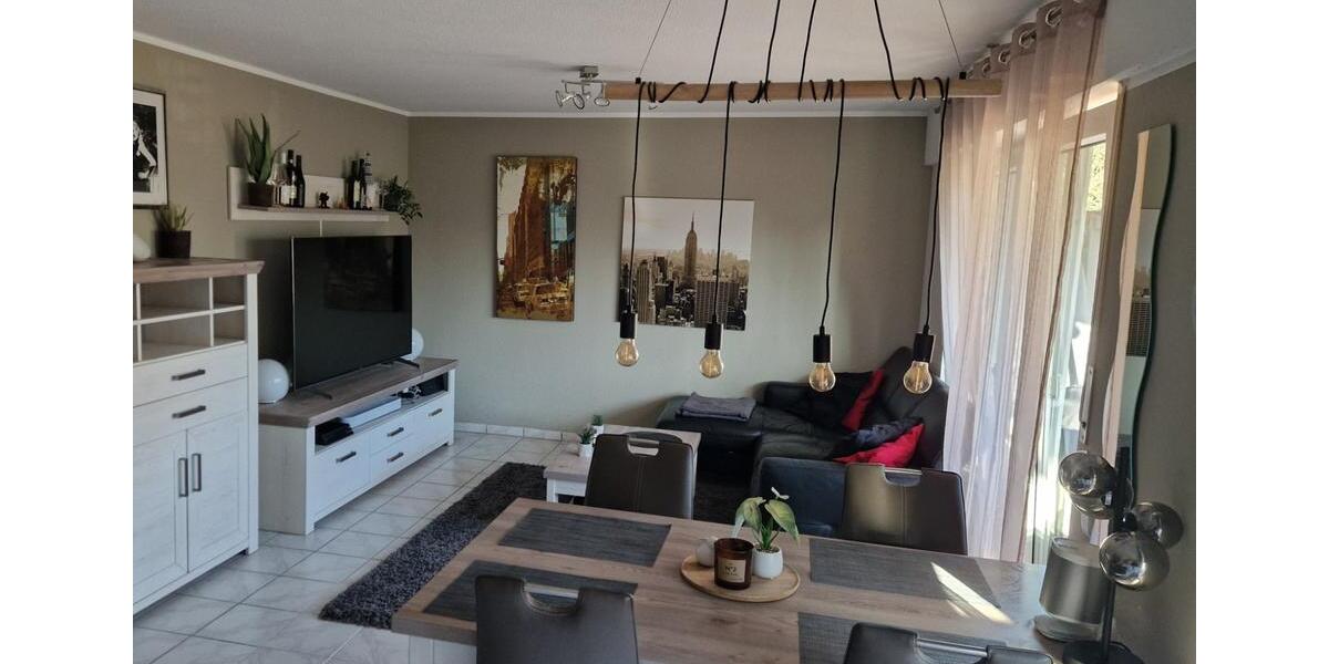 Stilvolle, möblierte 2-Zimmer-Wohnung mit Terrasse in guter Lage 2 zimmer