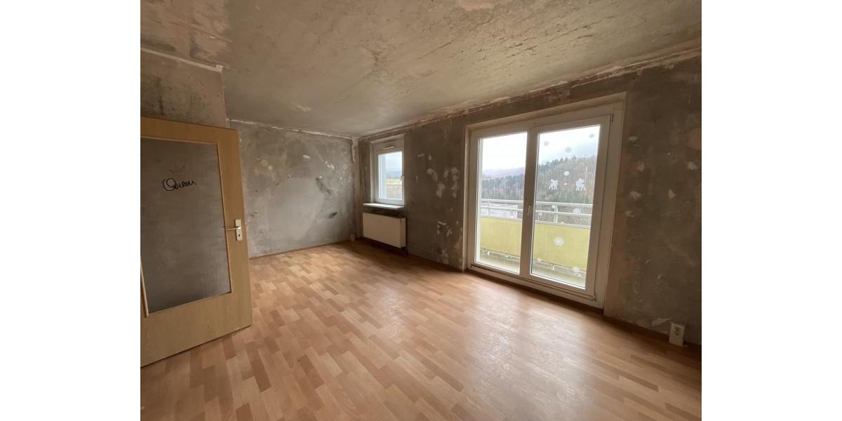 Etagenwohnung Suhl Schmiedefeld am Rennsteig - 4 Zimmer, 67 m&sup2;, 390&euro; | Angebot:25143815