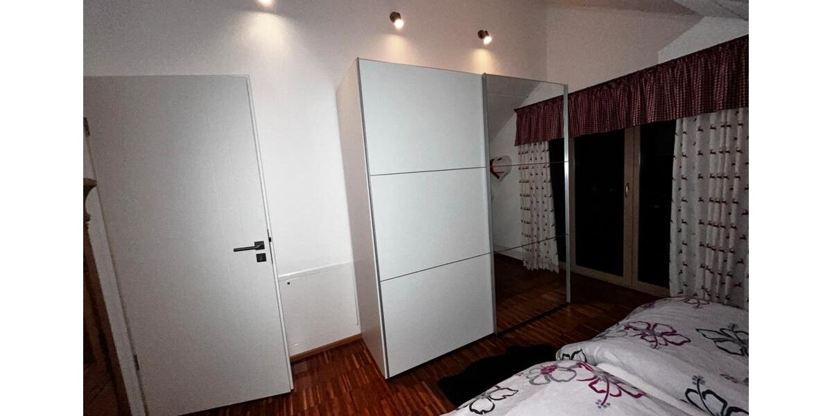 Dachgeschoßwohnung Ingolstadt Nordost - 1 Zimmer, 65 m&sup2;, 1.050&euro; | Angebot:26014448