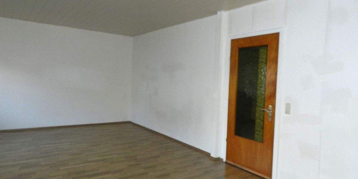 Etagenwohnung Neuwied Engers - 2 Zimmer, 80 m&sup2;, 450&euro; | Angebot:24503890