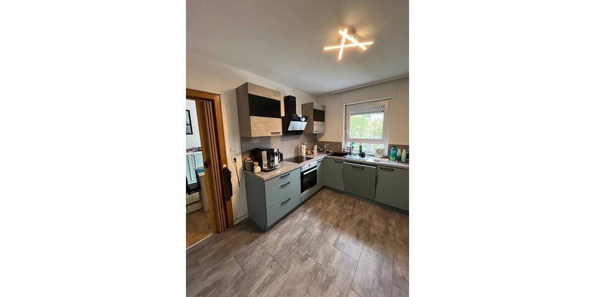 Etagenwohnung Saarbrücken Scheidt - 3 Zimmer, 90 m&sup2;, 720&euro; | Angebot:26451023