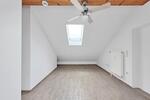 Dachgeschoßwohnung Neu-Anspach Anspach - 3 Zimmer, 67 m&sup2;, 890&euro; | Angebot:26518084