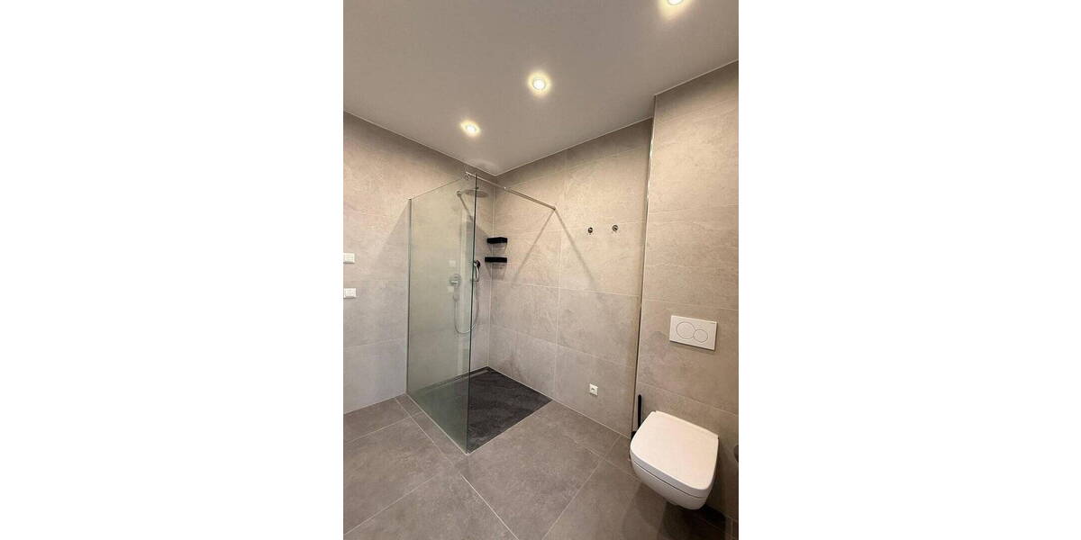 Etagenwohnung Offenbach am Main Bieber - 4 Zimmer, 124 m&sup2;, 2.300&euro; | Angebot:26188388