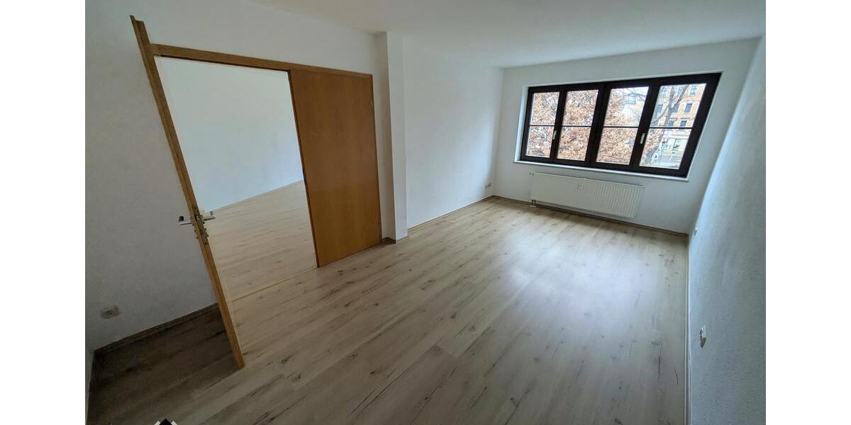 ++ charmante 4-Raum-Wohnung mit Balkon - nahe dem Zwickauer Zentrum, top angebunden ++ 4 zimmer
