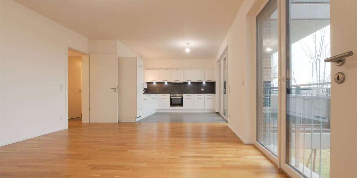 Etagenwohnung Frankfurt Europaviertel - 4 Zimmer, 95 m&sup2;, 1.750&euro; | Angebot:27126031