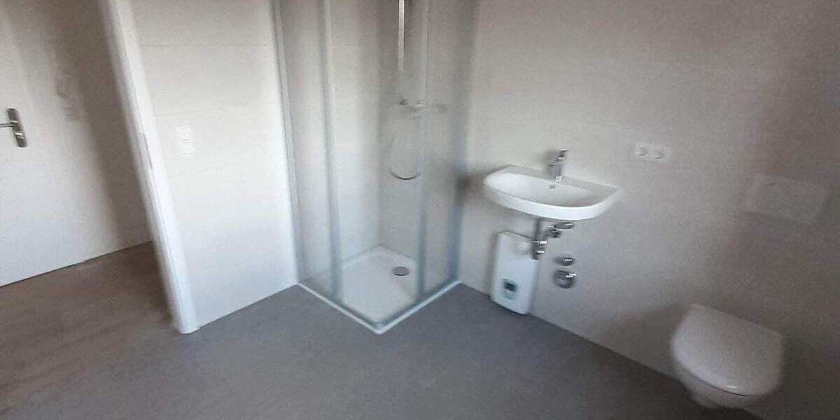 Etagenwohnung Oelsnitz/Erzgebirge Oelsnitz - 2 Zimmer, 66 m&sup2;, 430&euro; | Angebot:23940808