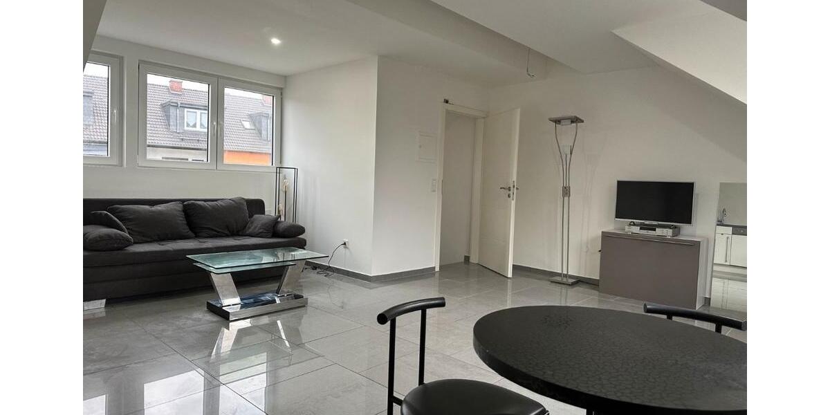 Dachgeschoßwohnung Bonn Poppelsdorf - 1 Zimmer, 37 m&sup2;, 950&euro; | Angebot:24631675