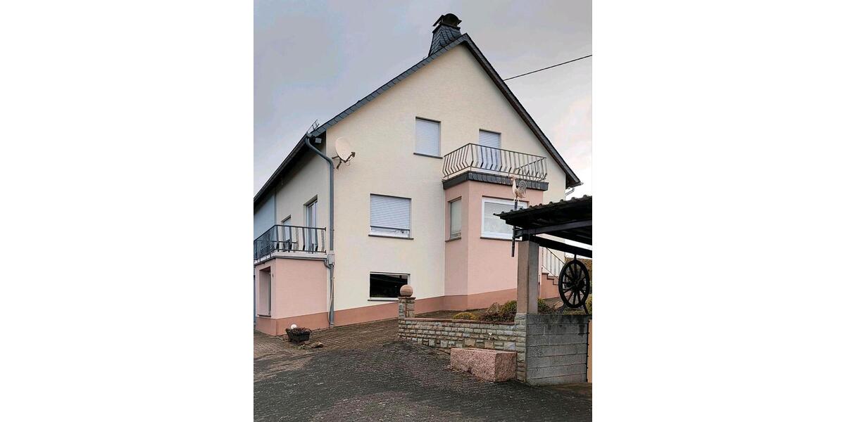 Doppelhaushälfte Pronsfeld - 6 Zimmer, 140 m&sup2;, 1.170&euro; | Angebot:26038646