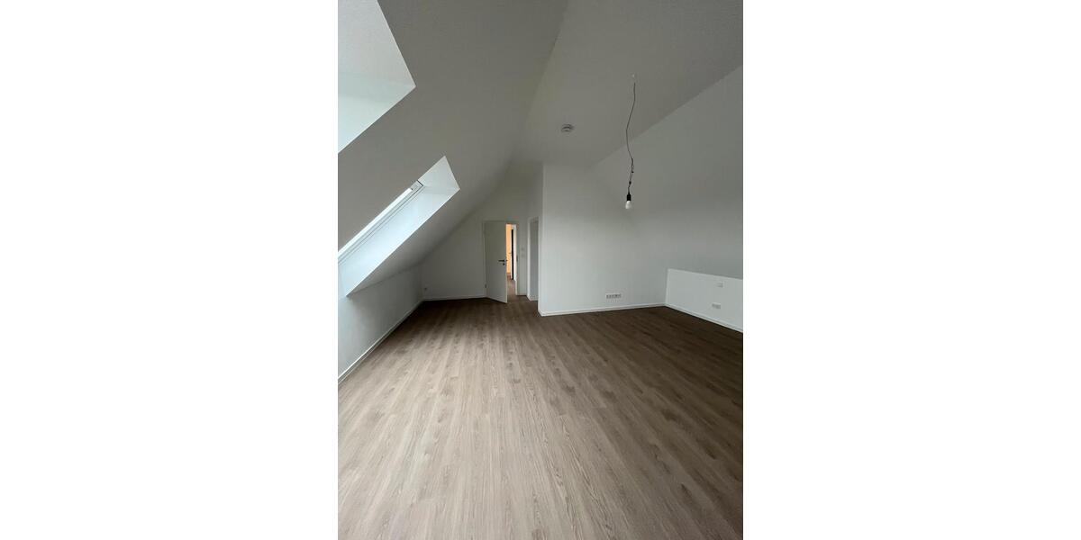 Maisonettenwohnung Bielefeld Brackwede - 3 Zimmer, 145 m&sup2;, 1.500&euro; | Angebot:23615732