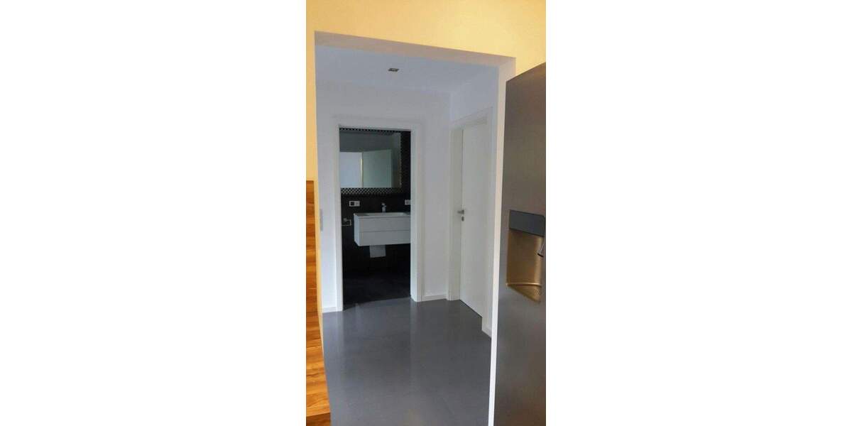 Etagenwohnung Veitshöchheim - 2 Zimmer, 60 m&sup2;, 1.200&euro; | Angebot:25798461