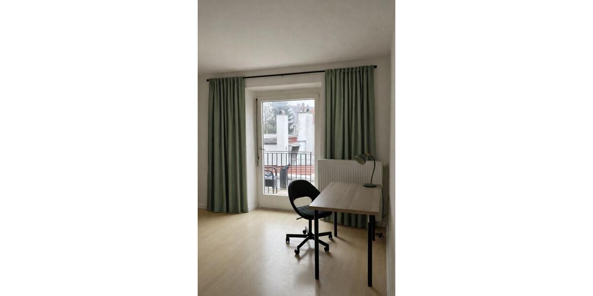 Etagenwohnung Augsburg Innenstadt - 3 Zimmer, 14 m&sup2;, 495&euro; | Angebot:24997175