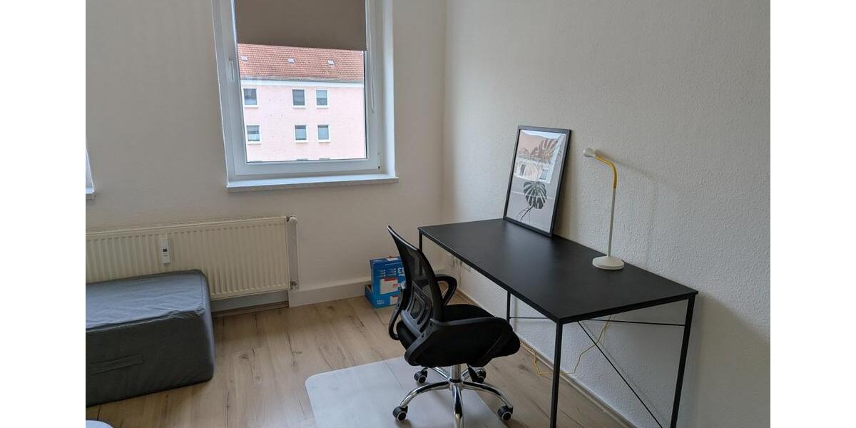 Etagenwohnung Görlitz Biesnitz - 1 Zimmer, 35 m&sup2;, 282&euro; | Angebot:24657976