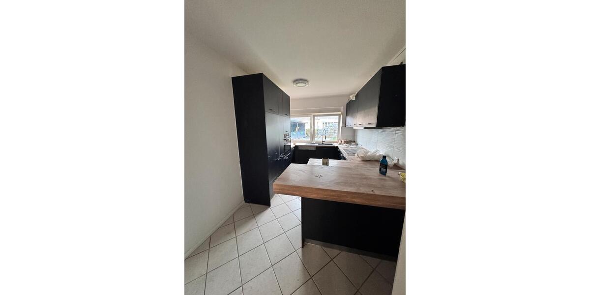 Erdgeschoßwohnung Oldendorf - 4 Zimmer, 120 m&sup2;, 1.200&euro; | Angebot:25974408