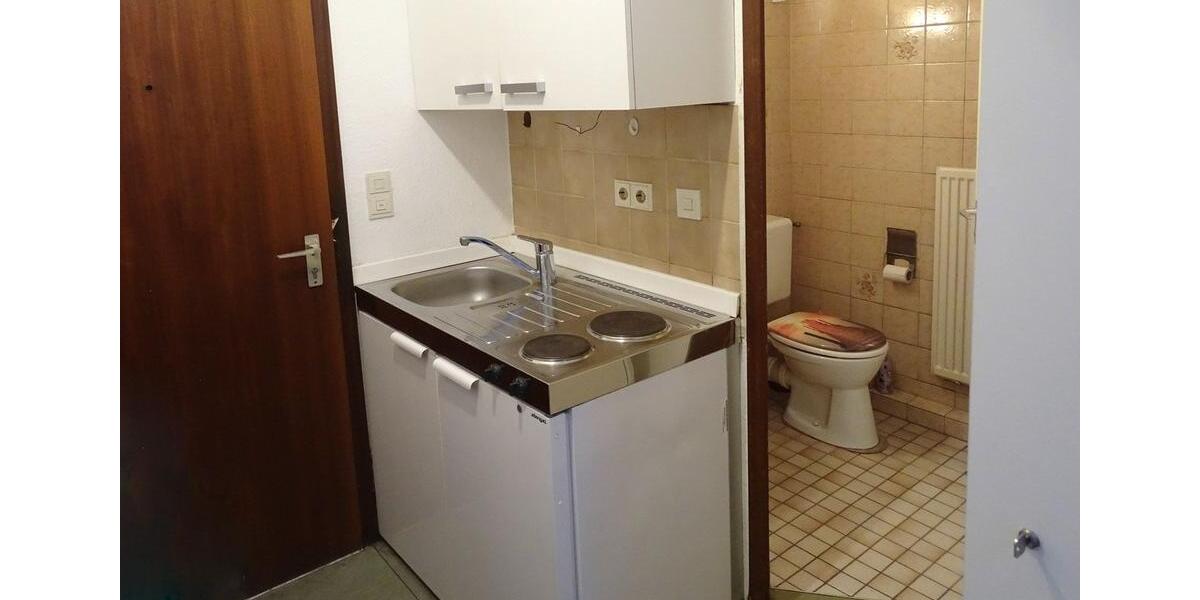 Dachgeschoßwohnung Trier Nord - 1 Zimmer, 20 m&sup2;, 300&euro; | Angebot:26039894