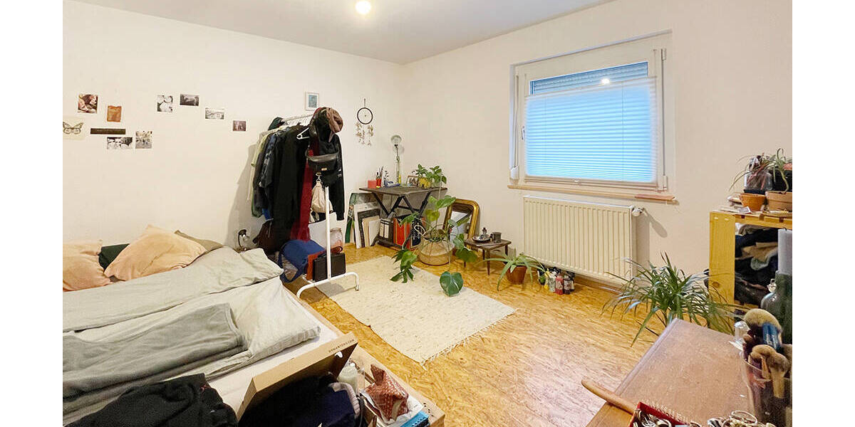 Etagenwohnung Stuttgart Büsnau - 5 Zimmer, 92 m&sup2;, 1.300&euro; | Angebot:26596761