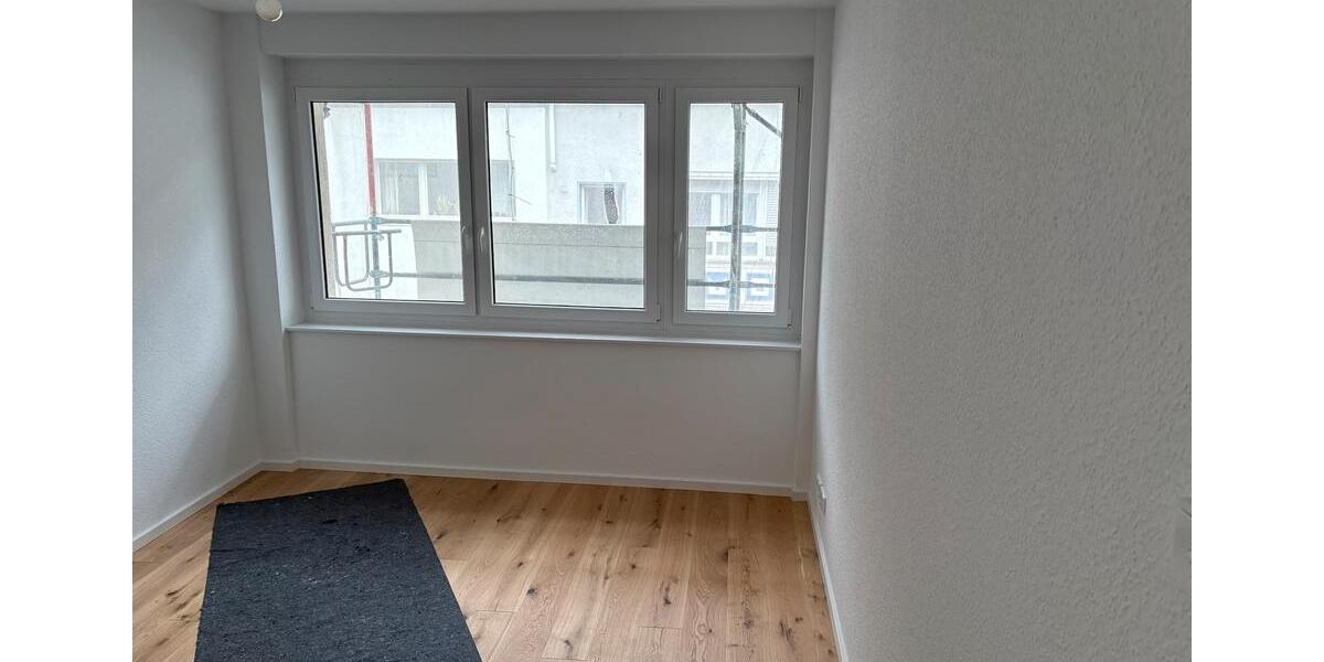 Etagenwohnung Köln - 4 Zimmer, 90 m&sup2;, 650&euro; | Angebot:26548361