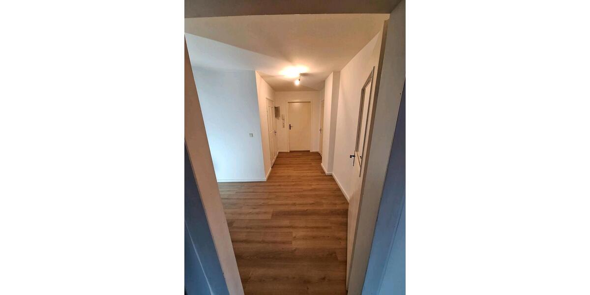 Dachgeschoßwohnung Augustusburg - 4 Zimmer, 96 m&sup2;, 850&euro; | Angebot:25383058