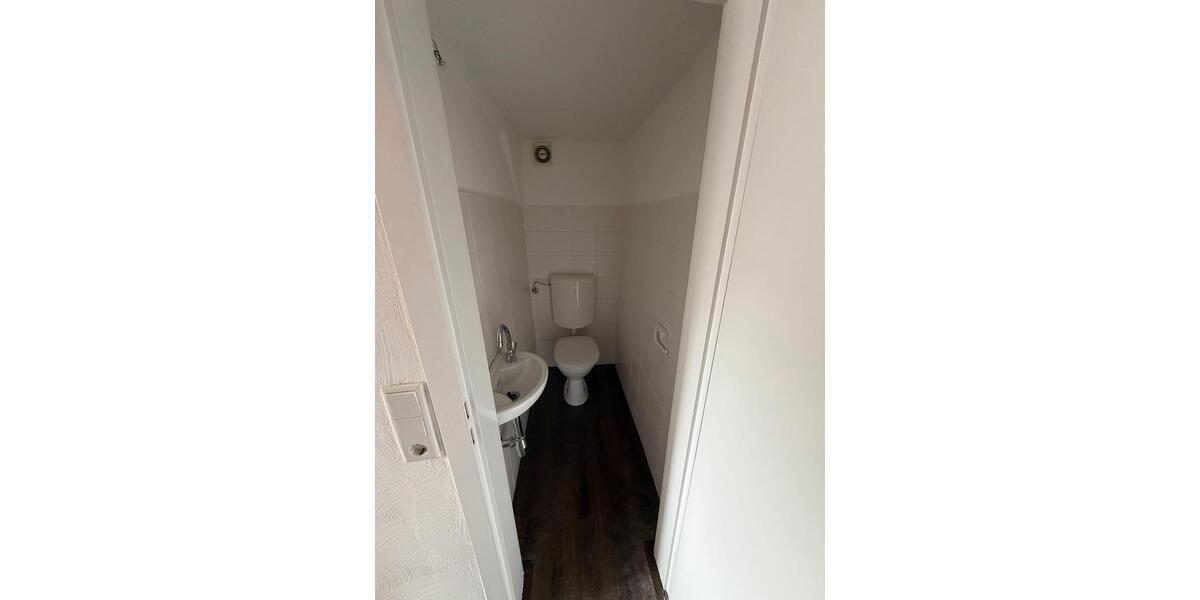 Einfamilienhaus Lauterbach (Hessen) - 6 Zimmer, 84 m&sup2;, 800&euro; | Angebot:25805945