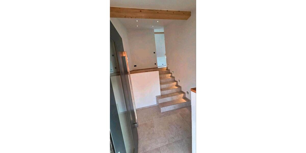 Etagenwohnung Bruckmühl - 2 Zimmer, 88 m&sup2;, 1.550&euro; | Angebot:26525679