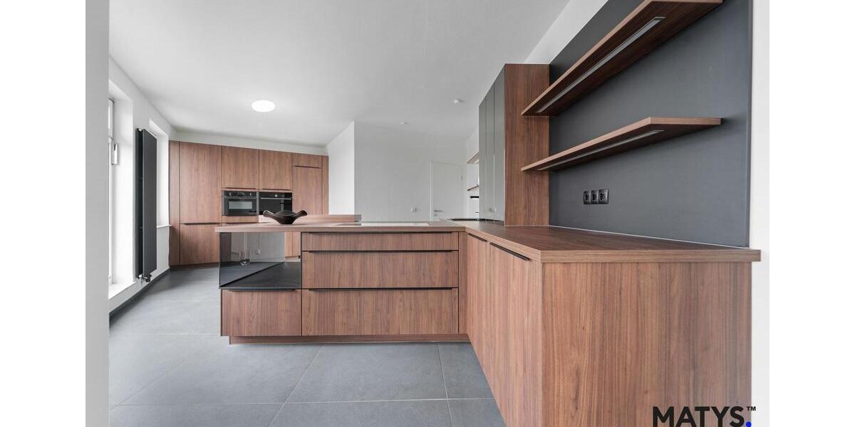 Etagenwohnung Gelsenkirchen - 3 Zimmer, 130 m&sup2;, 915&euro; | Angebot:25097974