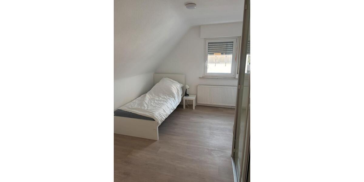 Wohnen auf Zeit Offenbach am Main Buchrain - 4 Zimmer, 80 m&sup2;, 600&euro; | Angebot:23788356