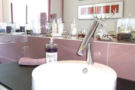 Wohnung Schwerin Weststadt - 3 Zimmer, 107 m&sup2;, 1.000&euro; | Angebot:25037952