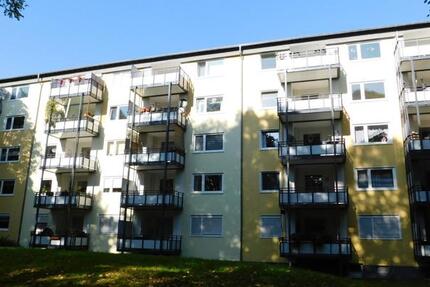 Schöne 4-Zimmer-Wohnung mit Balkon frei! zimmer