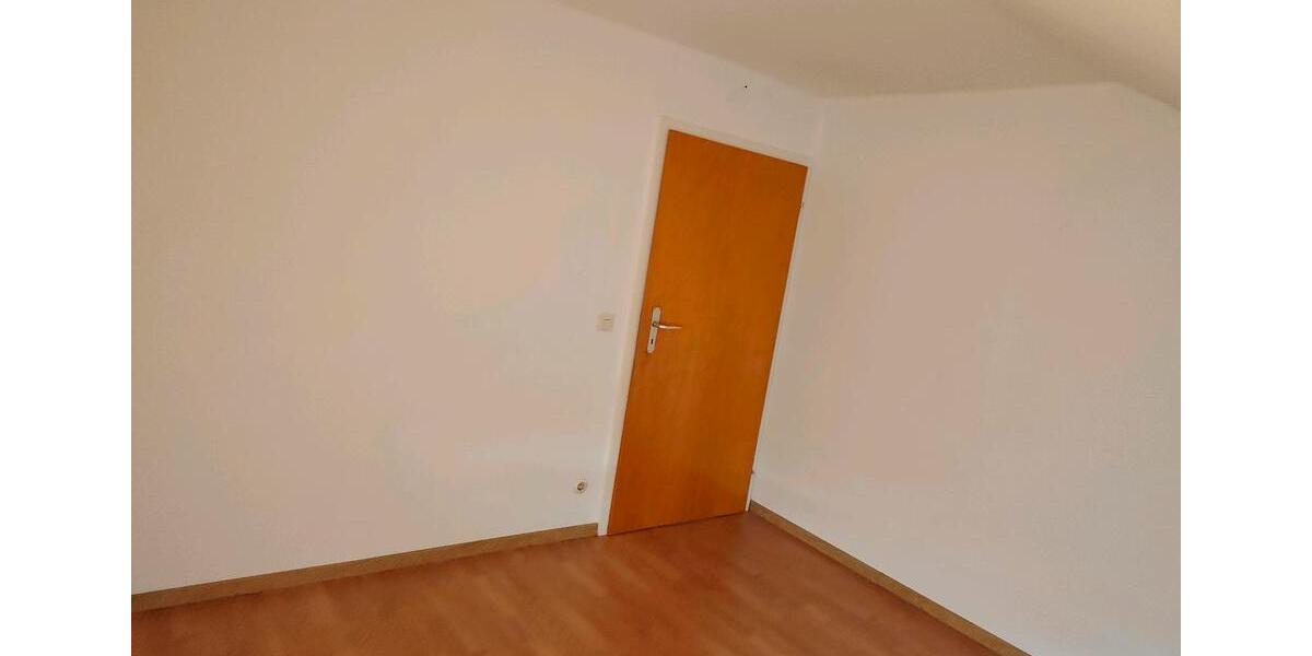 Dachgeschoßwohnung Haigerloch - 3 Zimmer, 70 m&sup2;, 700&euro; | Angebot:26534628