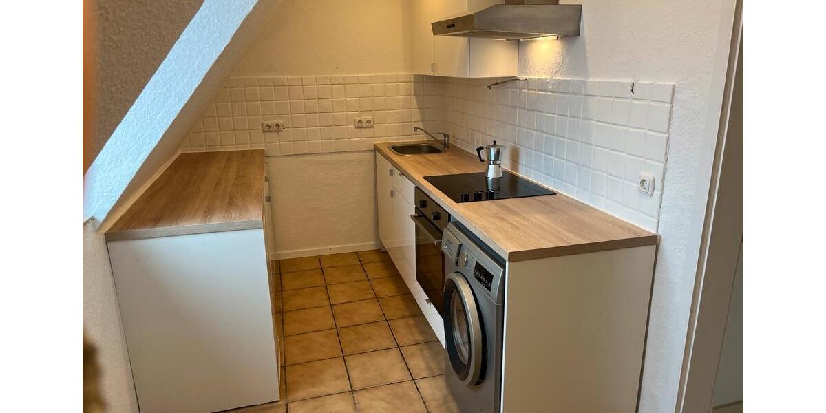 Dachgeschoßwohnung Nürnberg Erlenstegen - 2 Zimmer, 47 m&sup2;, 650&euro; | Angebot:25993372