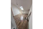 Dachgeschoßwohnung Wächtersbach - 3 Zimmer, 90 m&sup2;, 1.100&euro; | Angebot:26597615