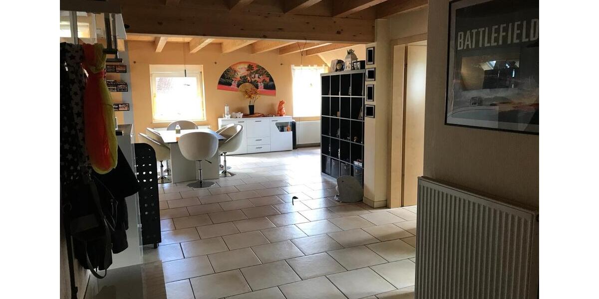 Dachgeschoßwohnung Homberg (Ohm) - 3 Zimmer, 120 m&sup2;, 930&euro; | Angebot:26024547