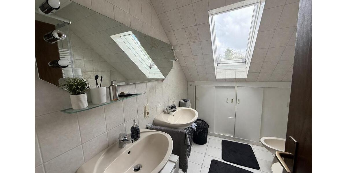 Dachgeschoßwohnung Neunkirchen-Seelscheid Seelscheid - 3 Zimmer, 86 m&sup2;, 770&euro; | Angebot:26007305