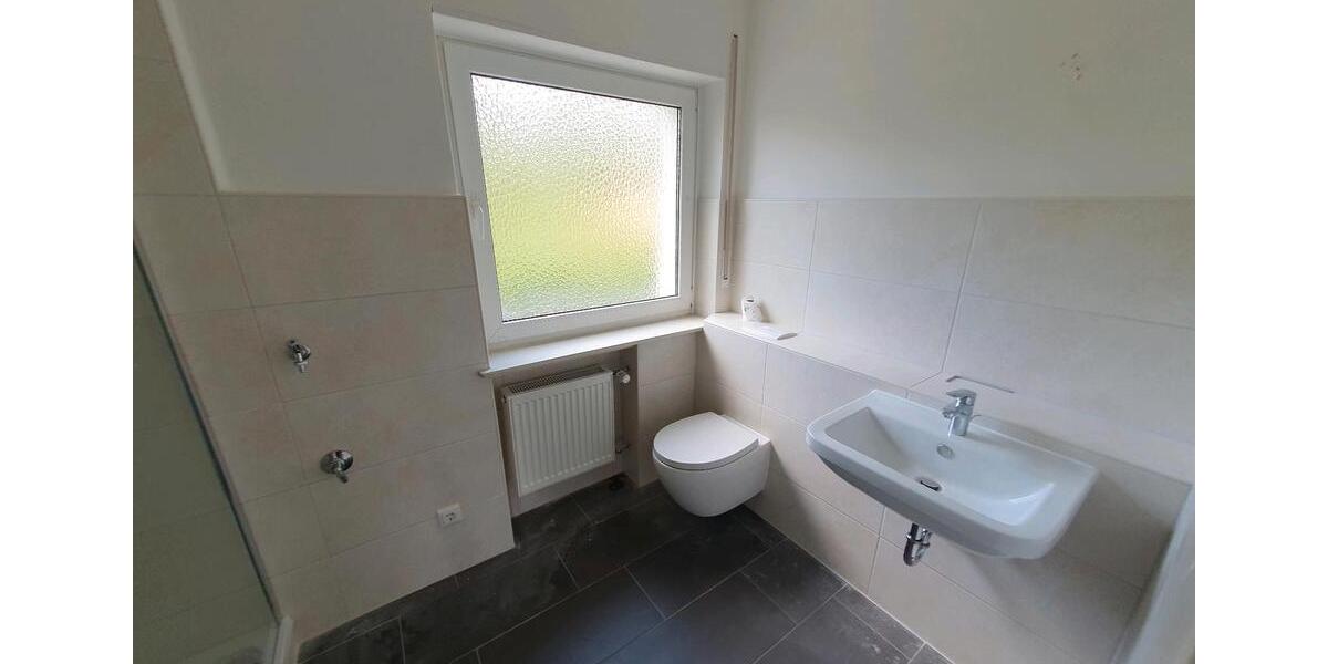 Erdgeschoßwohnung Neukirchen - 2 Zimmer, 60 m&sup2;, 480&euro; | Angebot:25592147